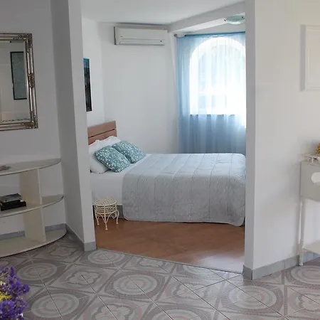 Apartment Mandolina *